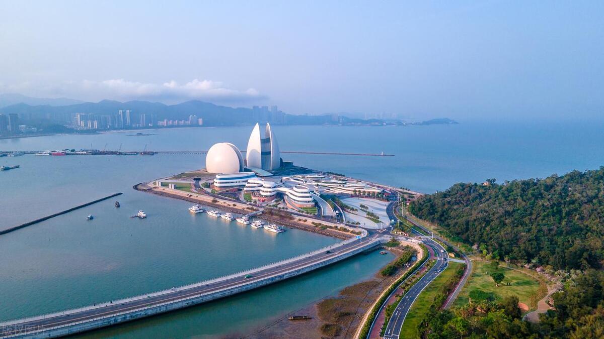 带你去看海美丽的海滨城市,这个夏天去一个能看海的城市