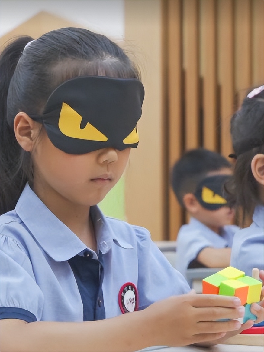 清华校友会走进优尔课堂：破解孩子的名校密码