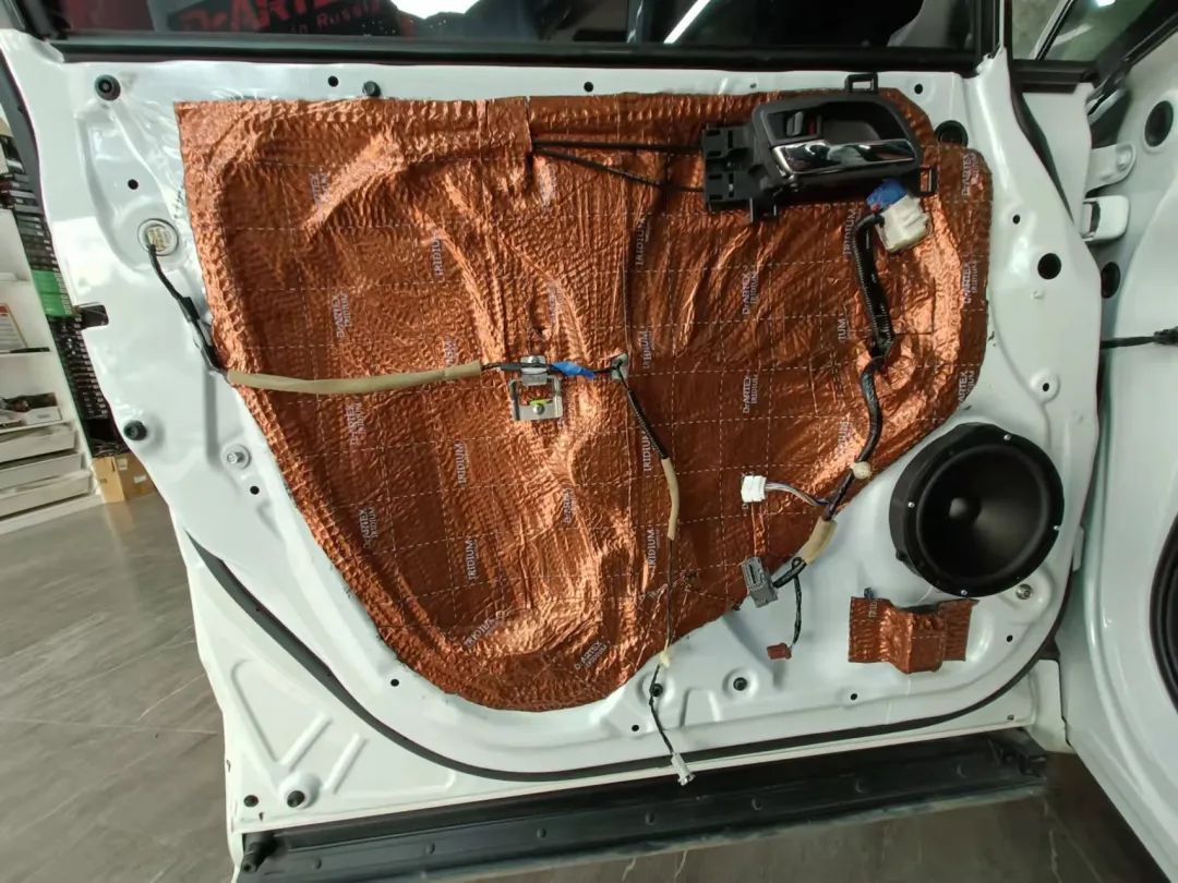 丹拿音响和艾力绅哪个音响好,丹拿三分频汽车音响艾力绅