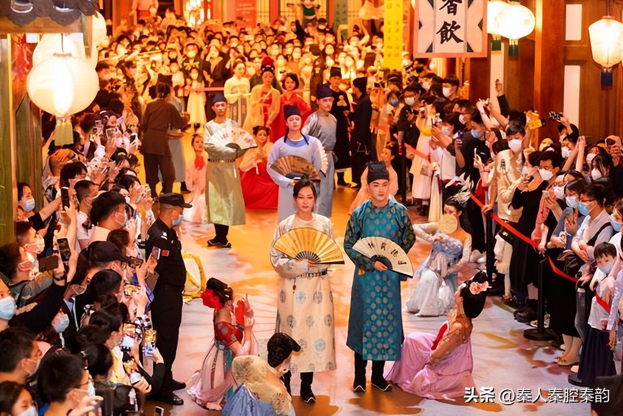 在西安过大年体验不一样的年味,西安绝对是过年仪式感满满的城市