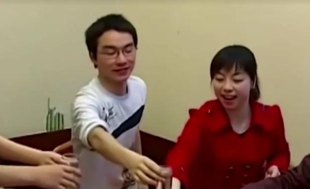 湖南女子被称酒仙在世千杯不醉,湖南千杯不醉的女孩