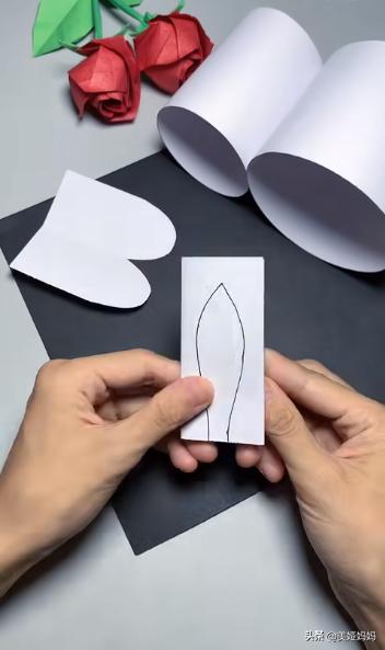 中秋节简单小灯笼制作过程,简单的中秋节小灯笼怎么做