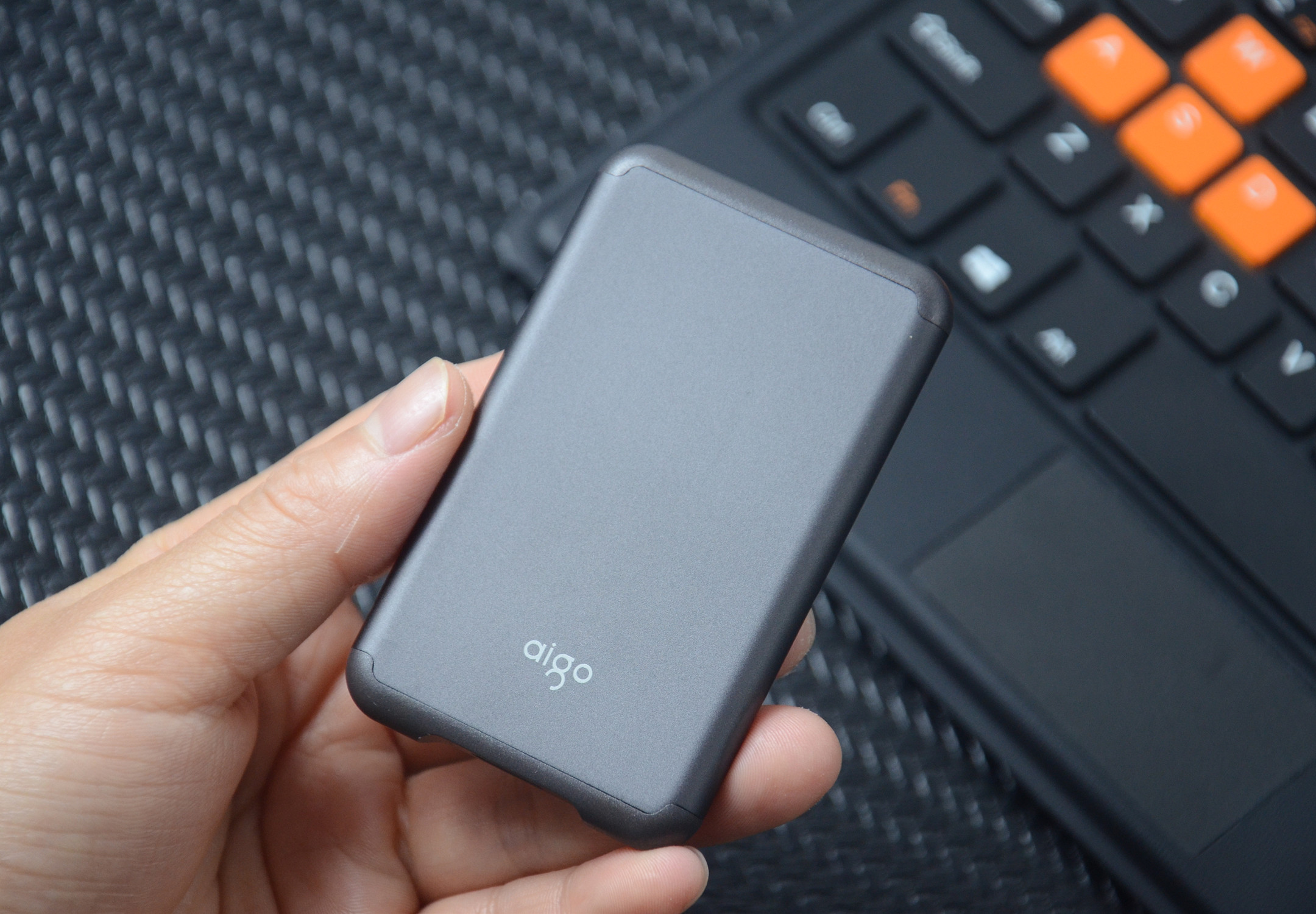 aigo移动固态硬盘测评,aigo固态硬盘s7pro