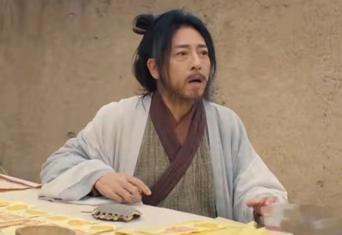 过气老戏骨窘况：农村走穴、直播捞金、情史混乱，晚节还值钱吗？