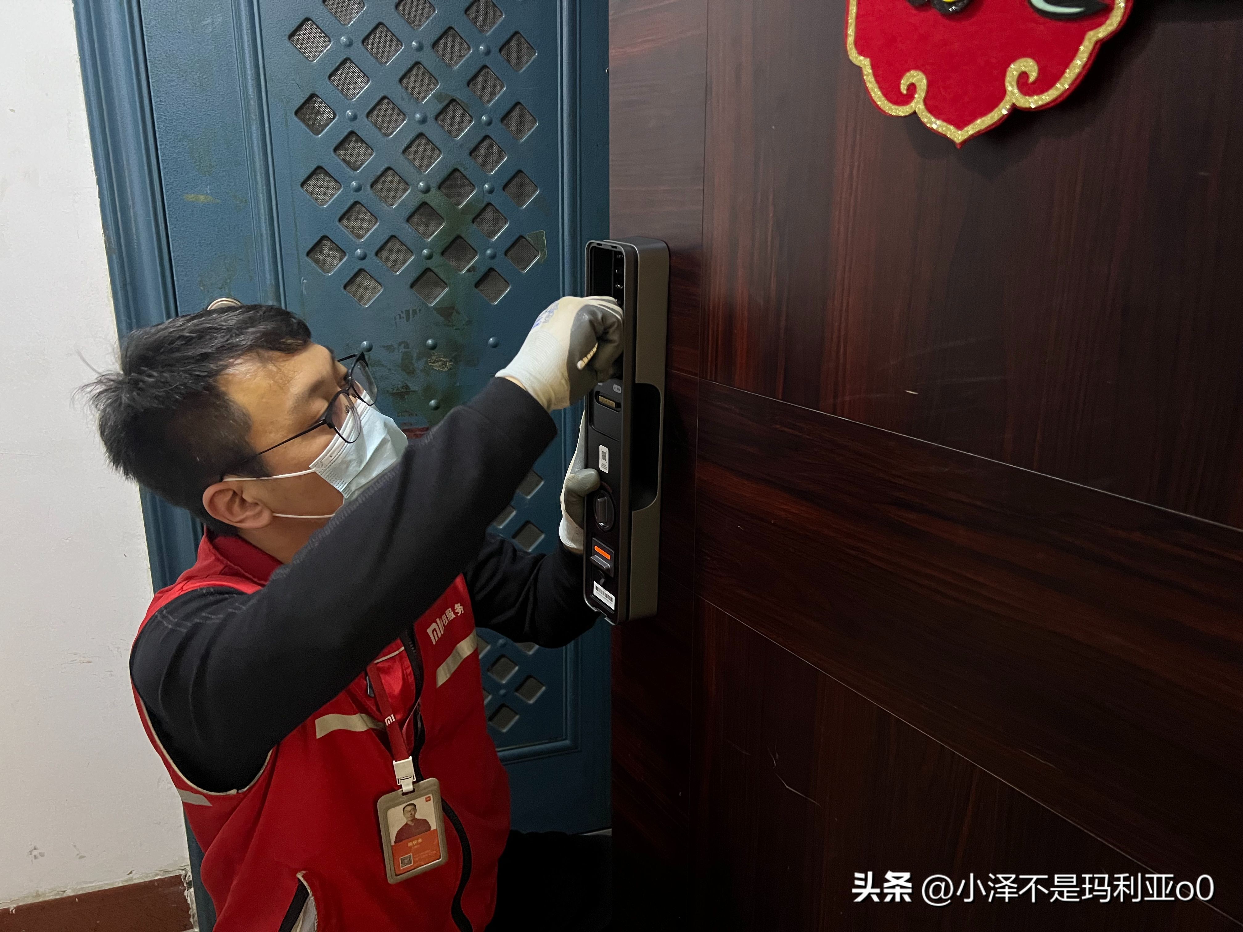 不更换锁体防盗门换智能锁,防盗门连体锁更换智能门锁