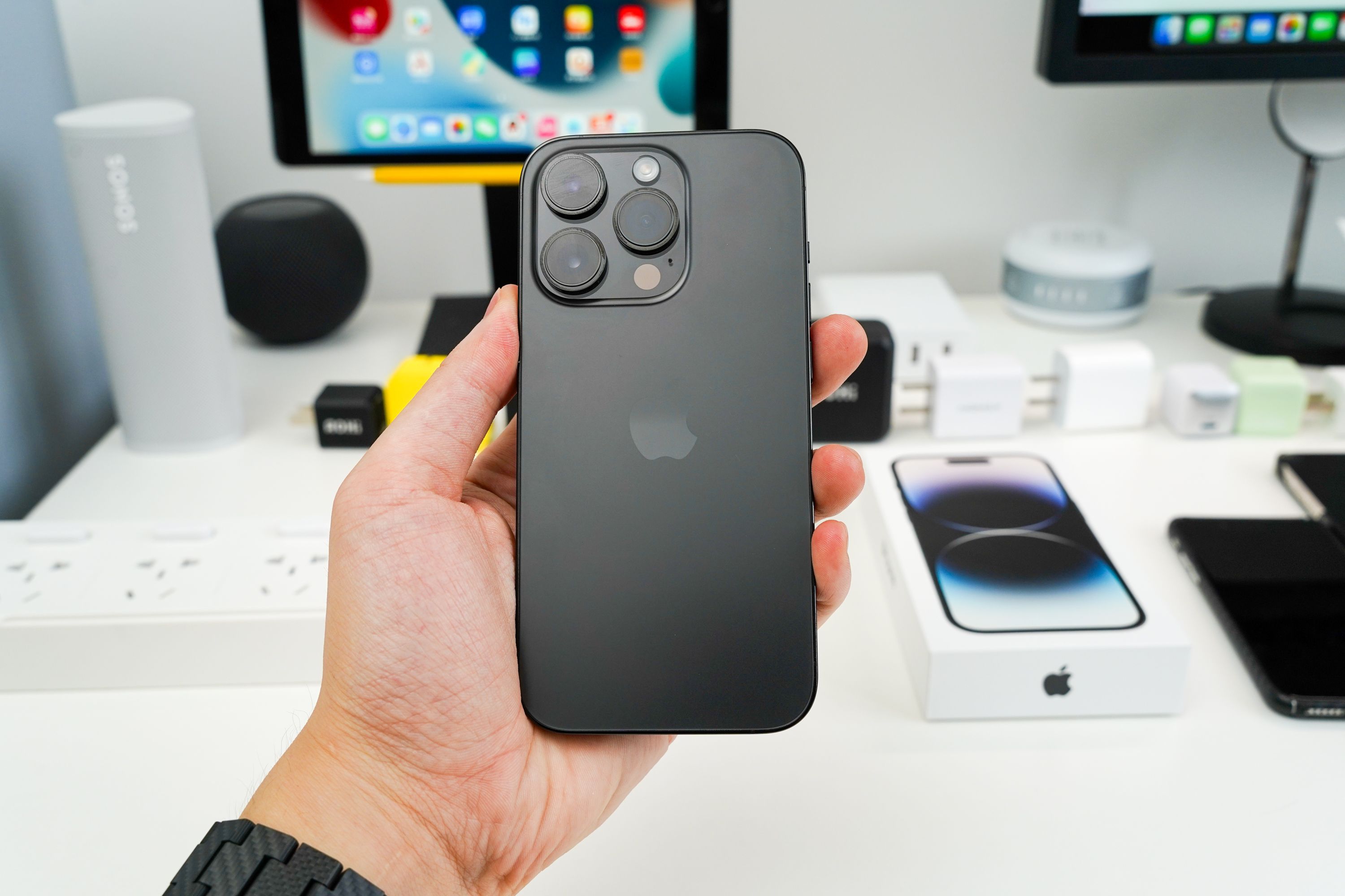 iphone14pro测评及购买建议,苹果14pro和14promax上手手感