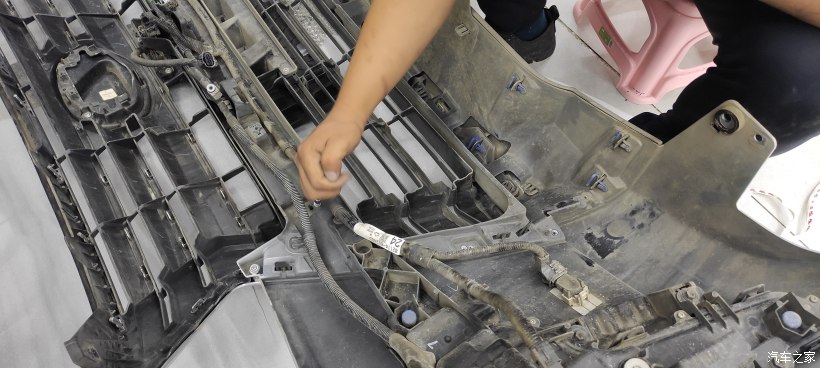 雷克萨斯lx570巅峰限量版越野改装,雷克萨斯LX570内饰改装套件