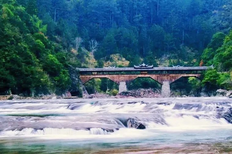 海美、小吃巨好吃！这个神还原游戏世界的小城，不该这样被埋没！