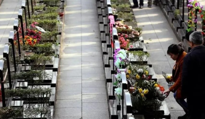 先显故考妣的读音与意思,故先考故显妣的读音及意思