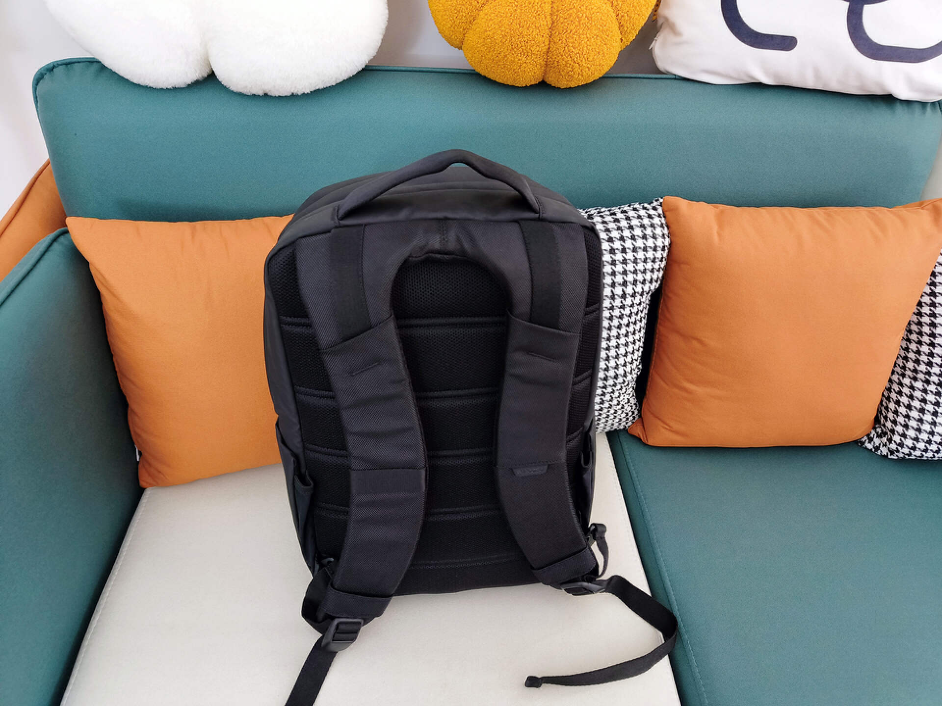 背包推荐工装风双肩包品牌,公认十大最好用的商务通勤双肩包