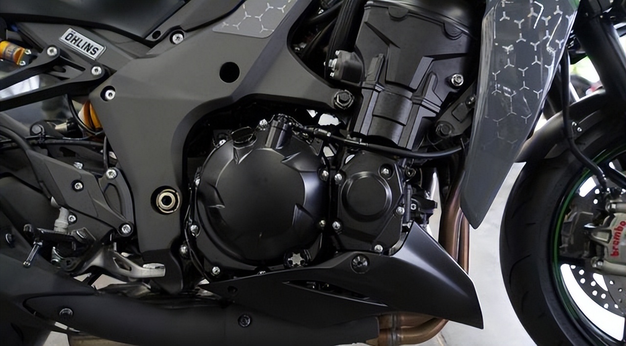 排量300到500最适合摩旅的摩托车,经典小排量5000块摩托车推荐