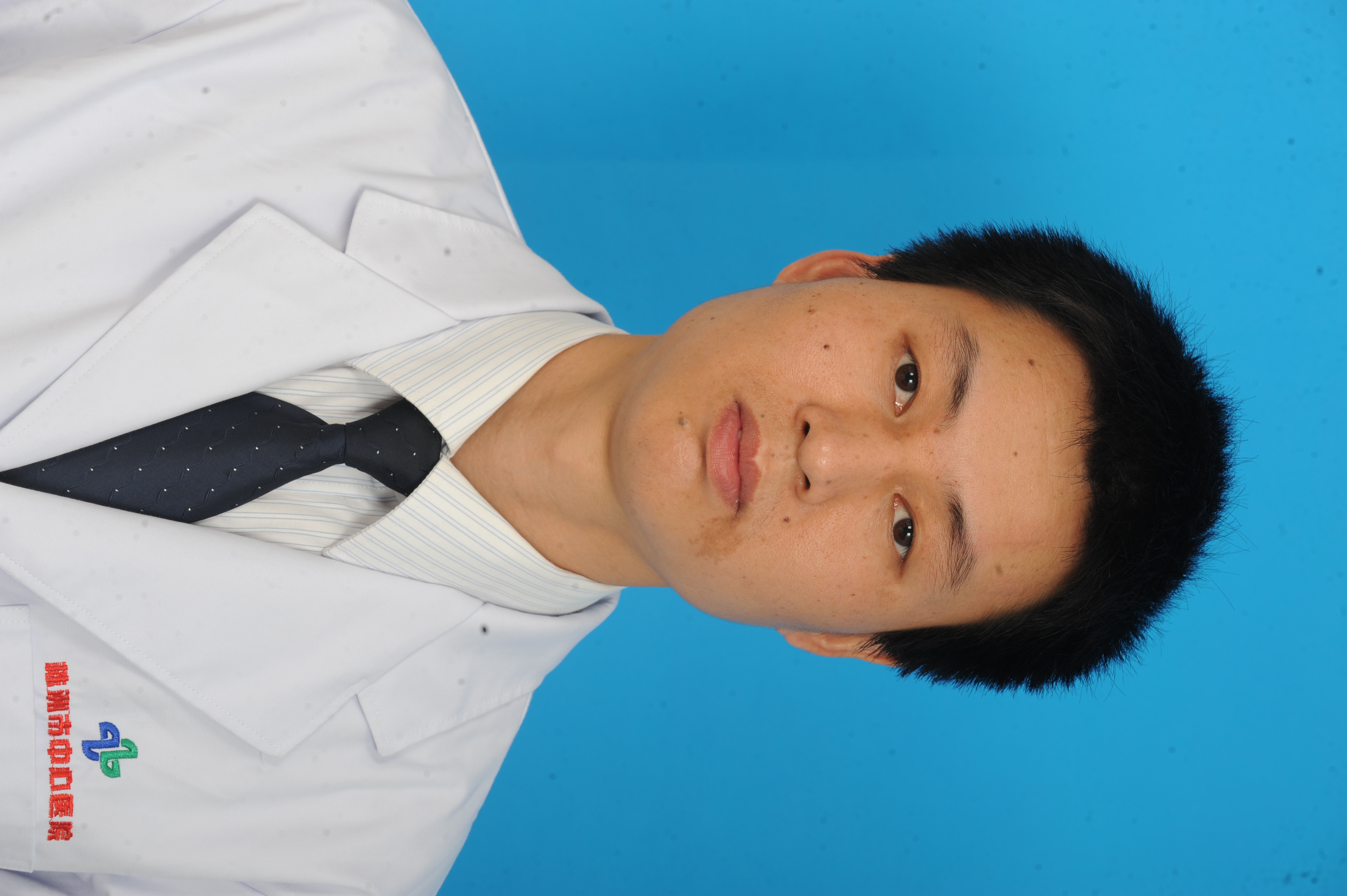 株洲市中心医院田心院区首例微创单孔胸腔镜患者术后三天痊愈出院