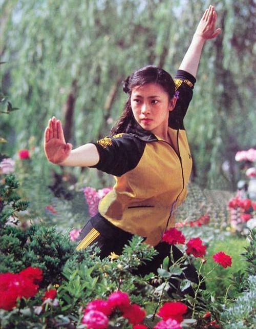 李连杰大女儿李思现在图片,李连杰的大女儿李思近况