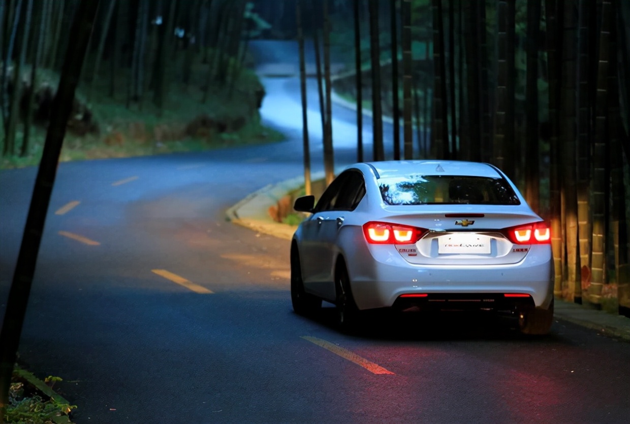 18款科鲁兹用料,别克老英朗和老科鲁兹用料