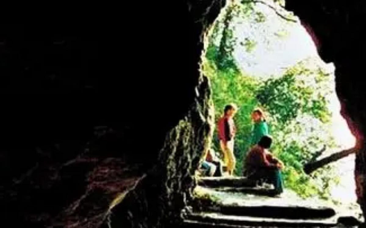 峨眉山失踪未解之谜,峨眉山九老洞为何很多人失踪