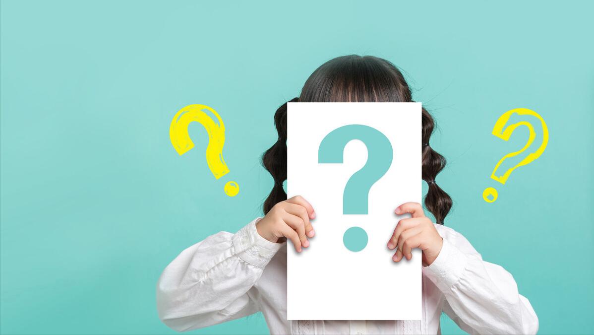 女生经常夹脚尖是好是坏,女生为什么总喜欢夹着脚