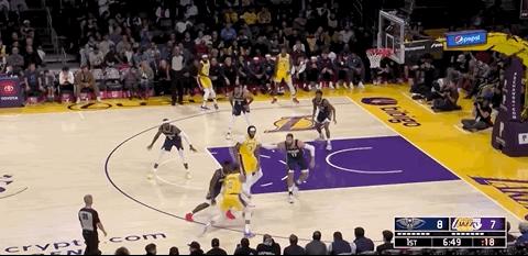 詹姆斯准三双湖人轻取森林狼湖人,恭喜湖人季前赛三连胜合集