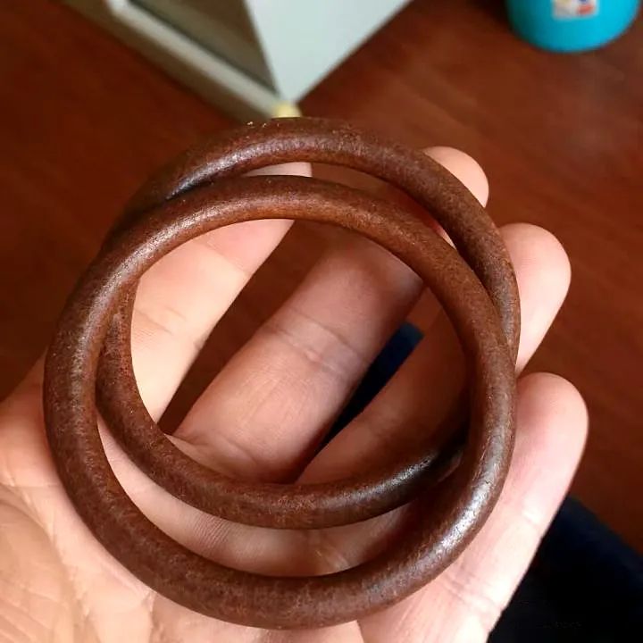 哪种手串更容易上包浆,手串包浆香味少