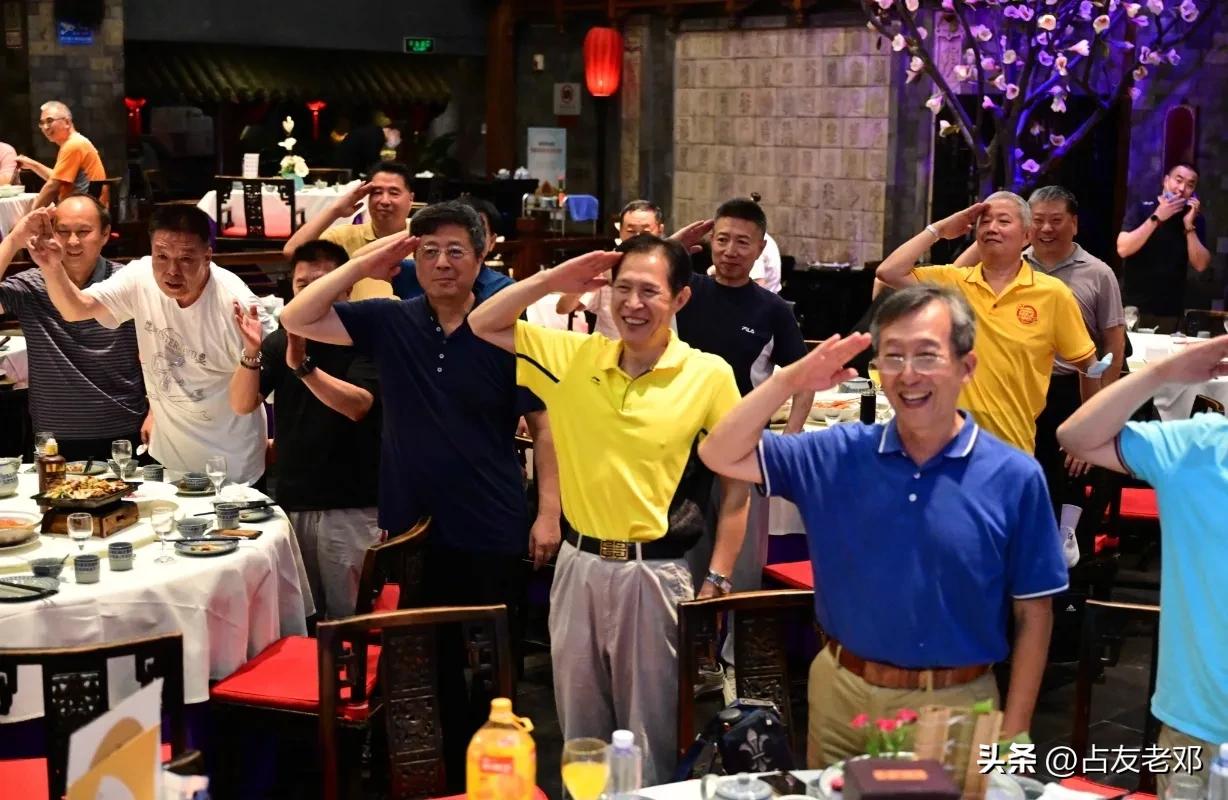 战友退群是什么原因,为什么战友微信群有人不断退群