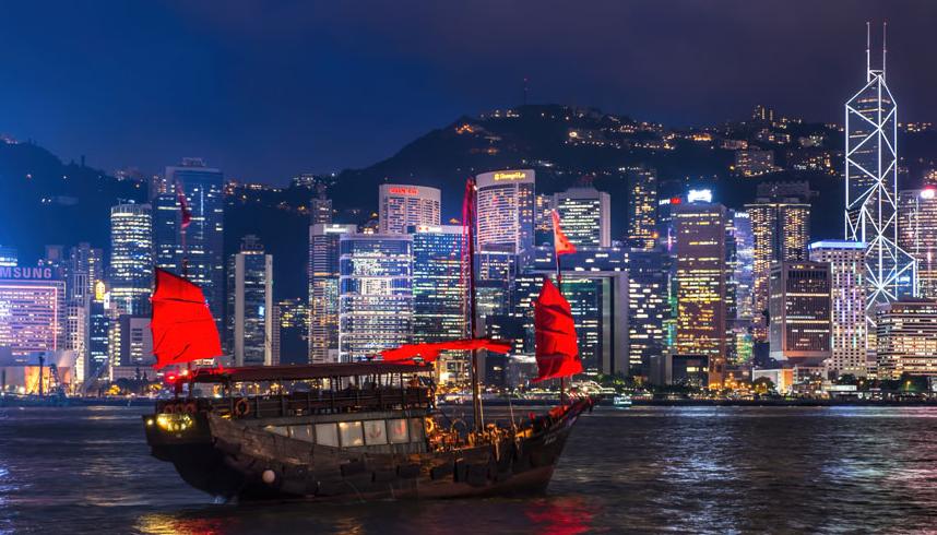 深圳色贪覆灭记：敛财3000万，睡美女律师，长期霸占5名女法官