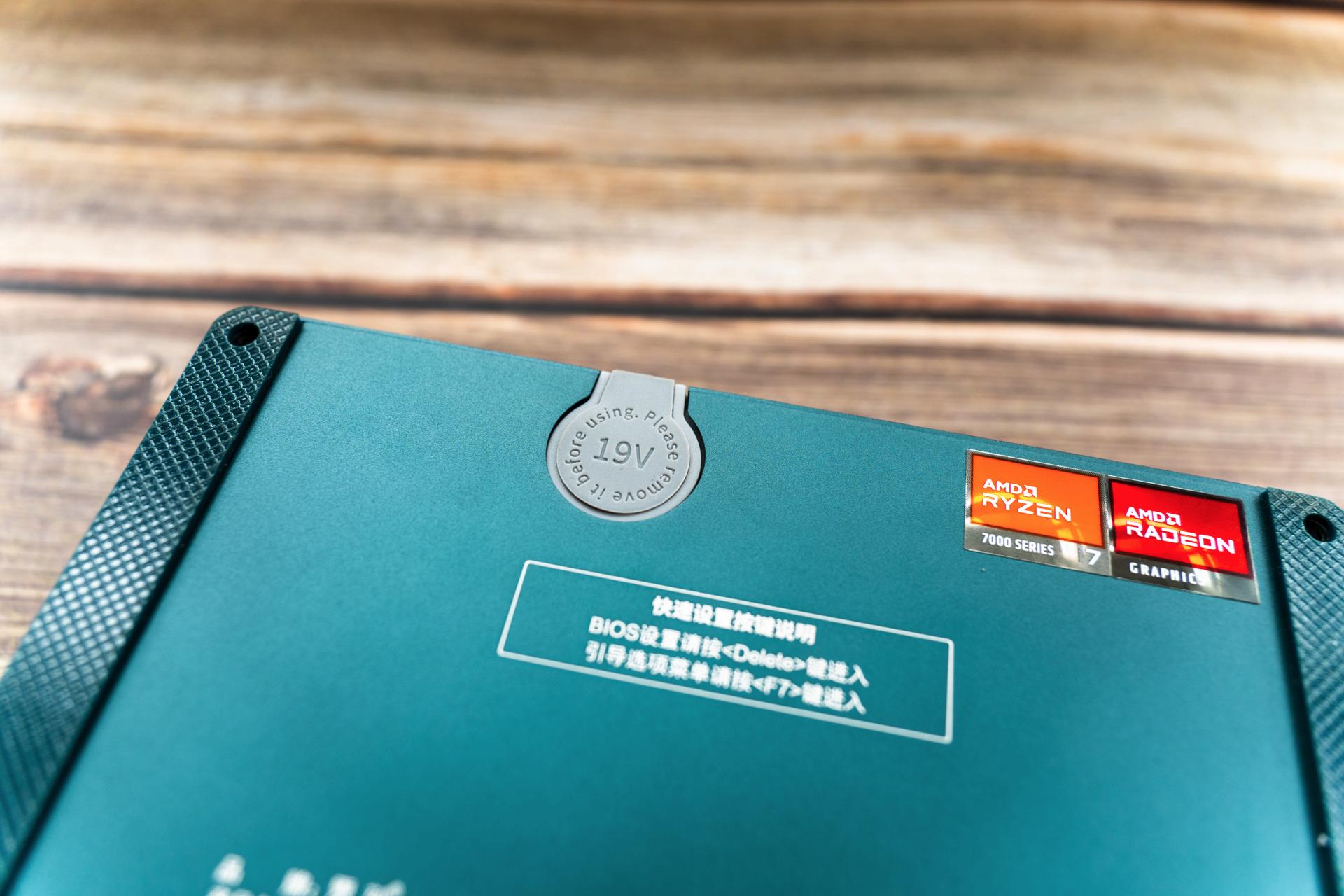 amd锐龙77840hs迷你主机拆解,amd7840h迷你主机显卡测评