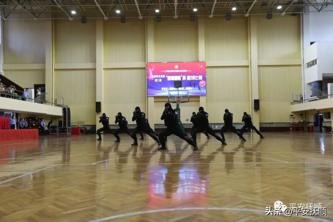 抚顺市公安局举行第二届“警营雷锋杯”篮球比赛开幕式