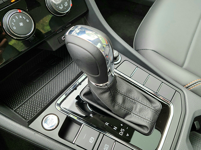 大众宝来1.5t测评底盘,宝来2023新款1.2t底盘解析