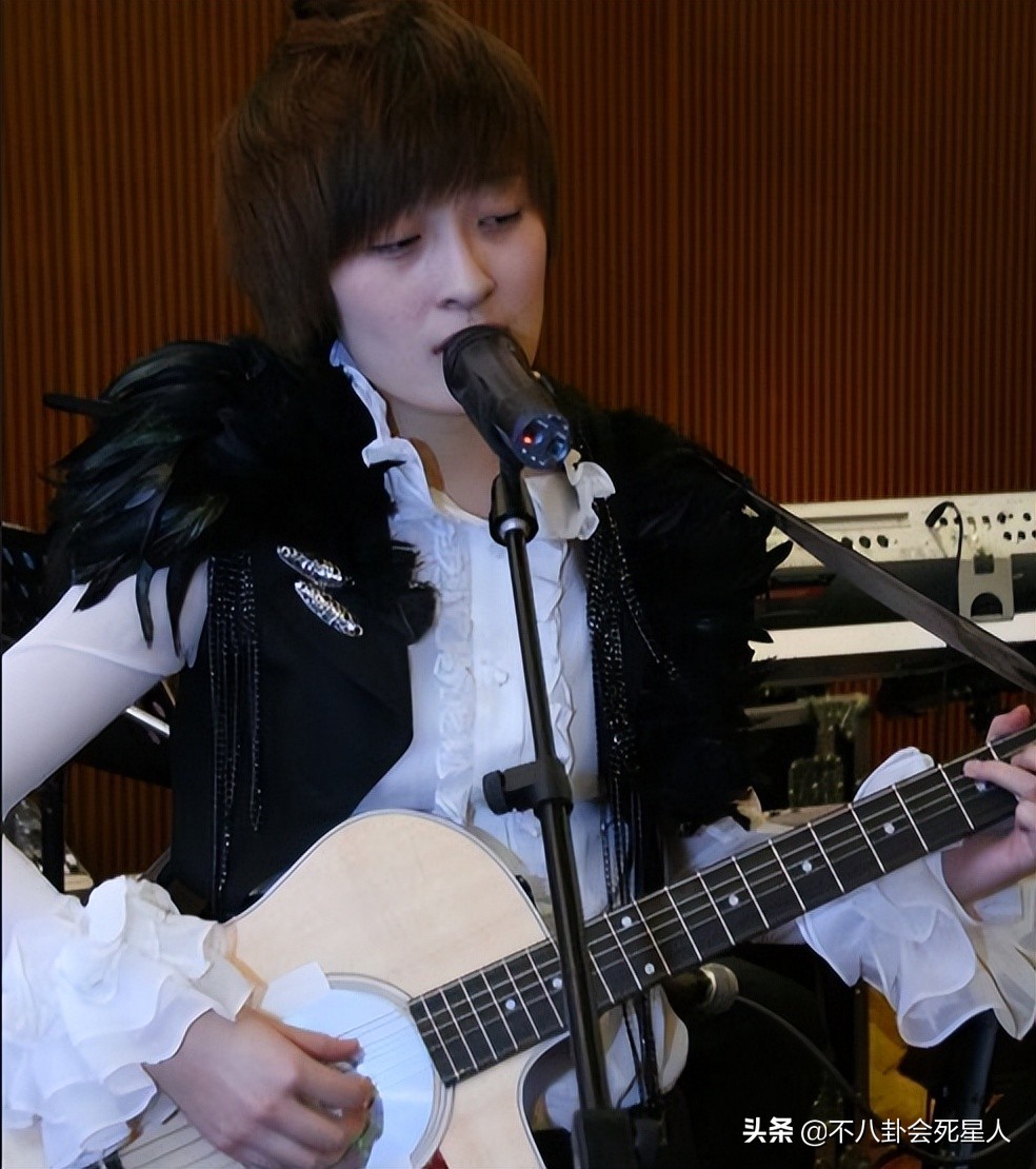 自以为很红，其实耍大牌都没人理，这8位明星简直尴尬又可笑