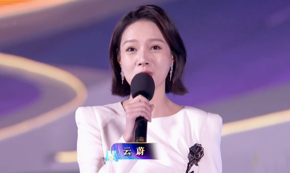 央视主持人组合同台,央视百位主持同台