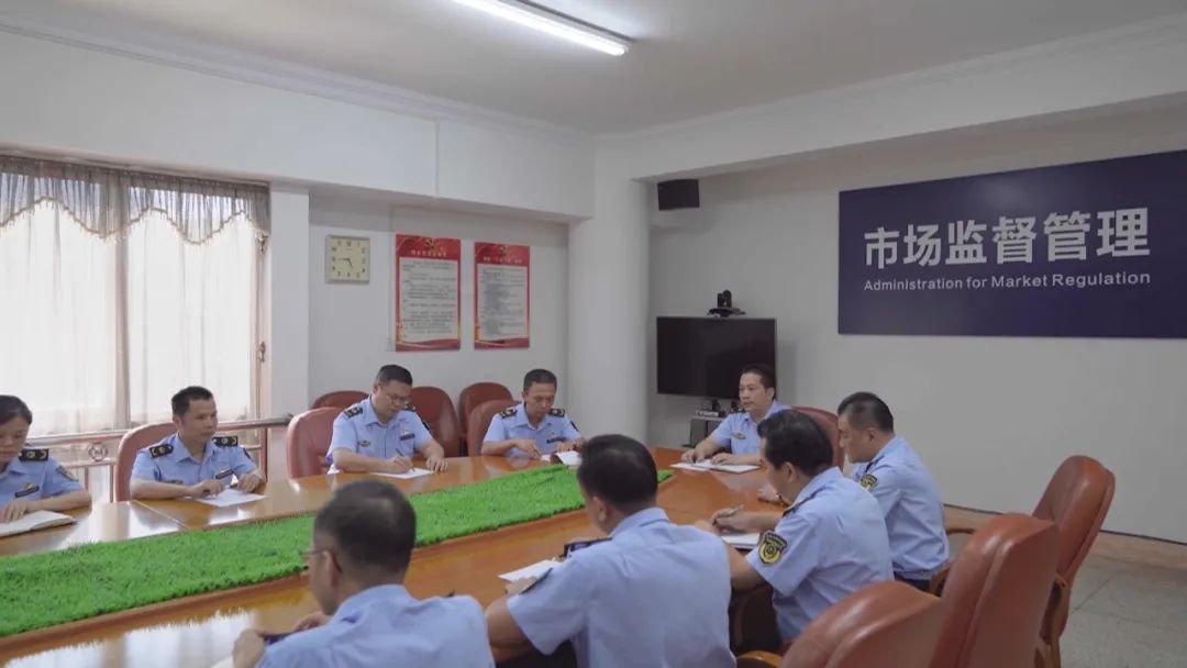 事发梅州！12元进货1100元卖出，他们如何掏空老人的“钱袋子”？