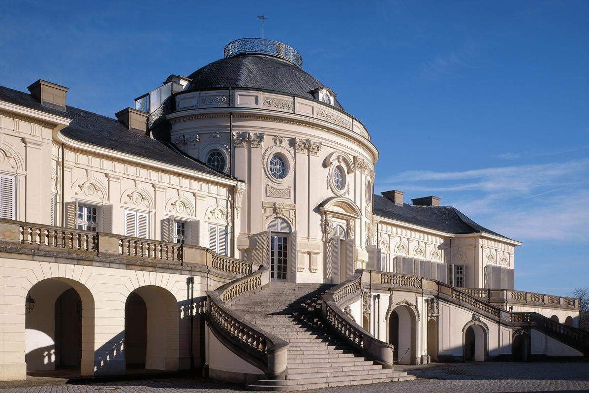 奔驰博物馆斯图加特,斯图加特保时捷展览馆