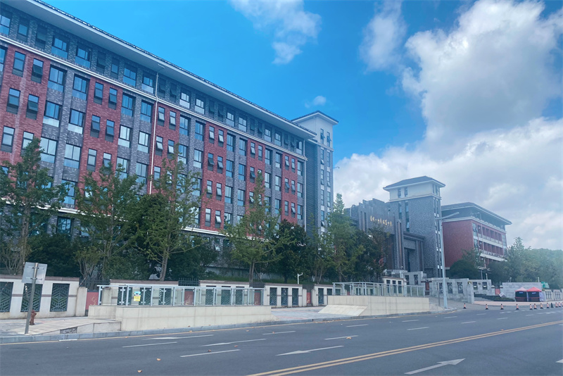 贵州双龙航空港经济区学校,区域教育数字化转型解决方案