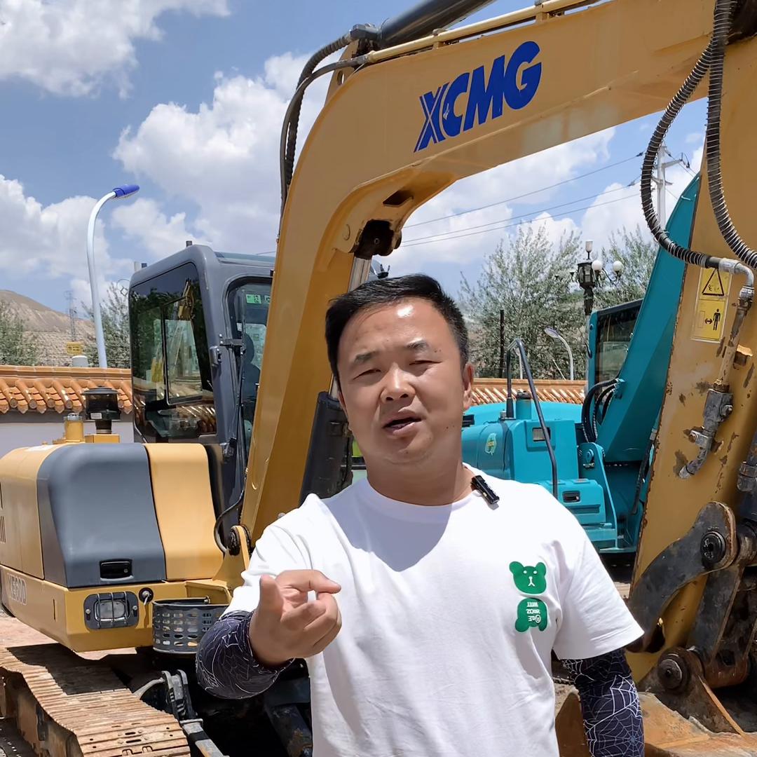 360挖机10小时10000块钱,兄弟们你们赚了多少