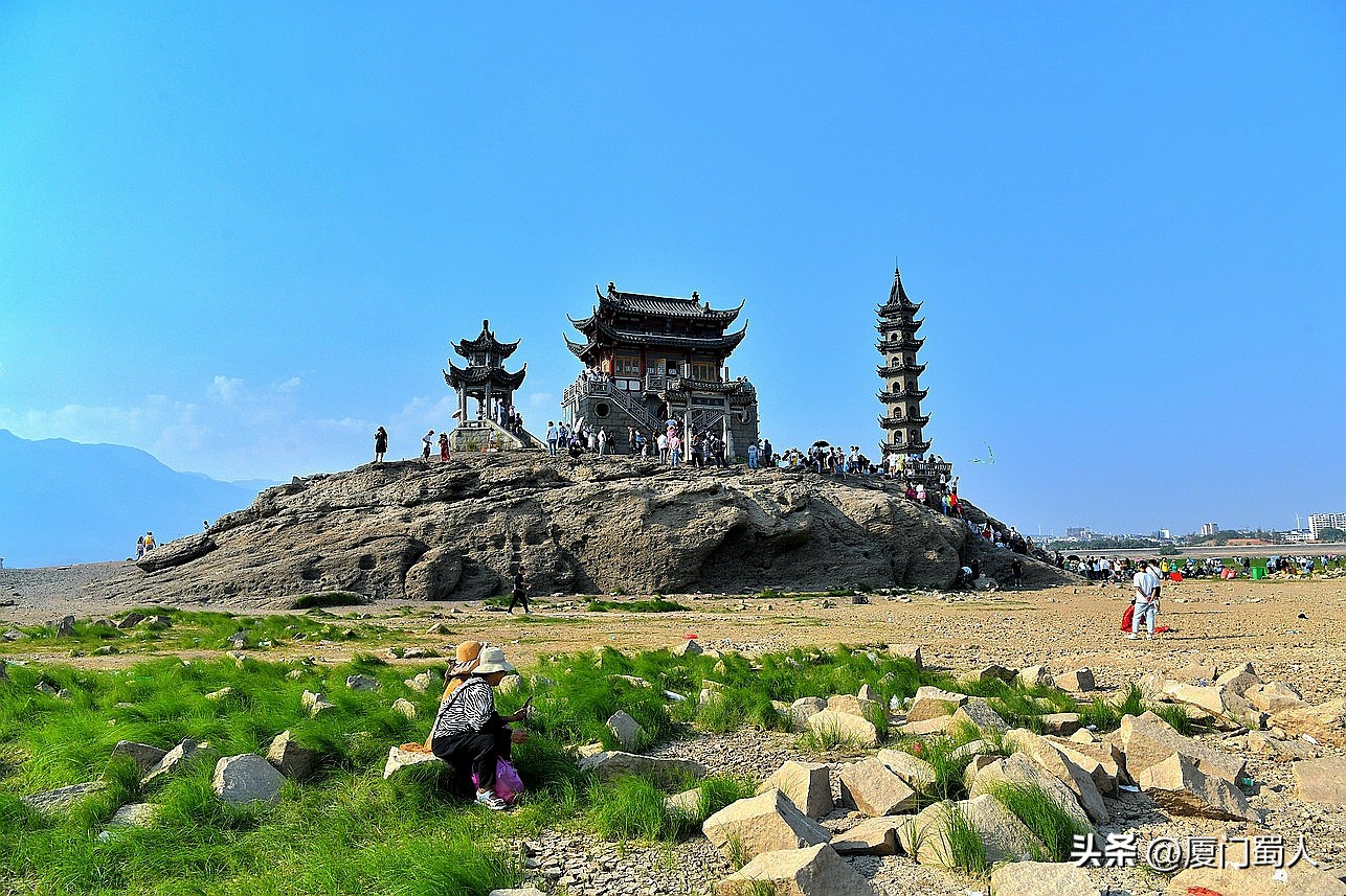 鄱阳湖千年石岛落星墩古建筑,鄱阳湖落星墩全景