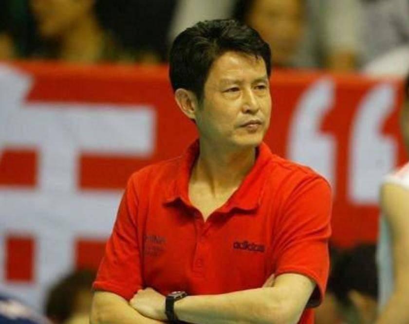 女排自由人张娜,女排张娜里约