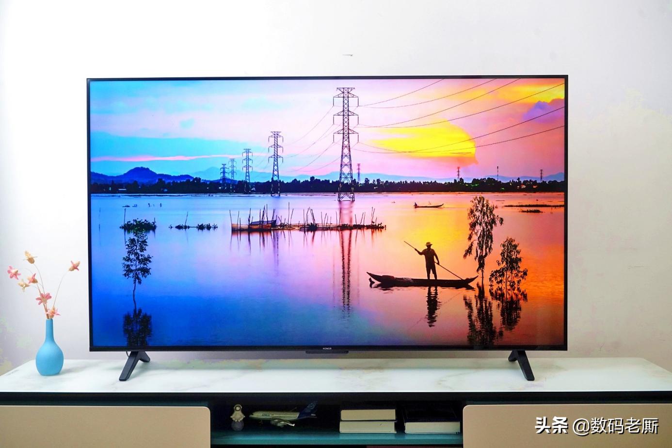 小米电视对比荣耀电视哪个好55寸,小米电视和荣耀智慧屏对比评测8k