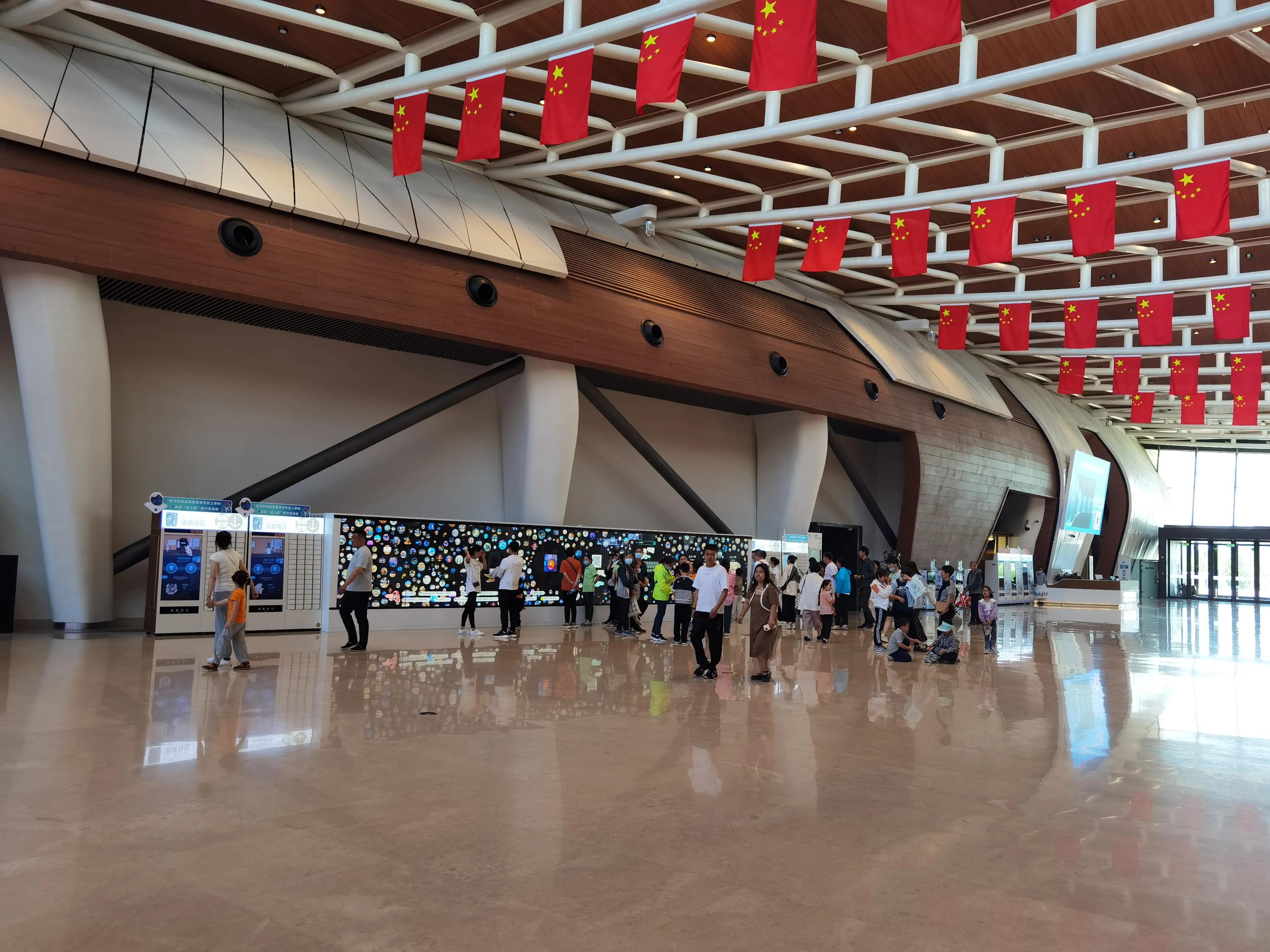 南湾海洋运动公园,国家海洋博物馆周边南湾公园