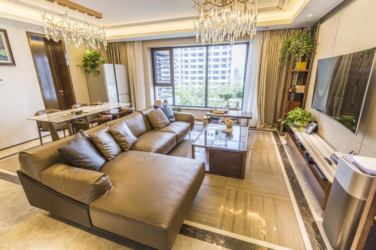 电视柜悬空高度和电视高度,电视放在电视柜上电视柜高度多少