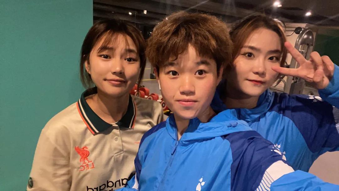 足球女孩,足球女孩实现梦想