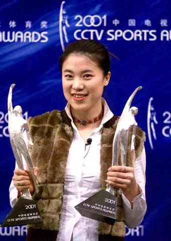 国乒女队王楠,王楠张怡宁女乒团体比赛视频