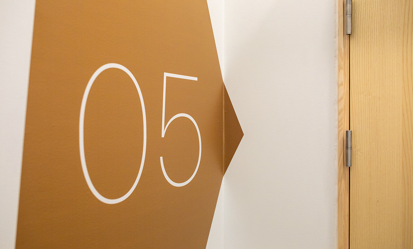 导向标识牌设计效果图,极简主义指示牌设计