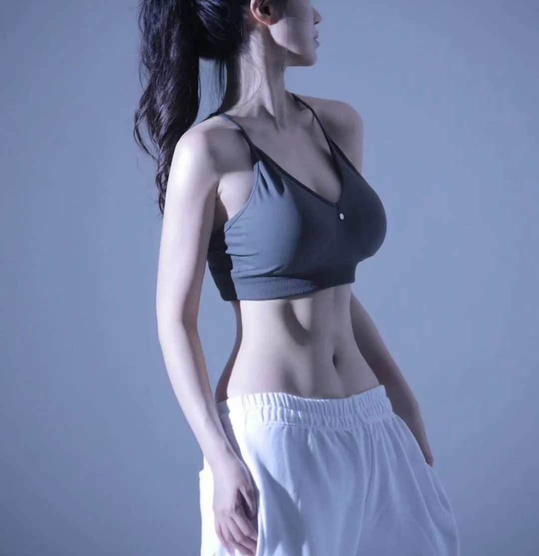 95后大学毕业女孩开内衣店创业，风险小的项目,一年收入200多万元