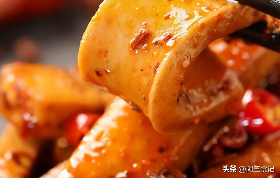 火车上带什么吃泡面,火车上爱吃泡面可以吃什么