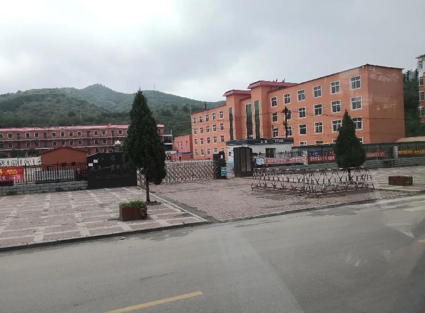 14岁女孩在校遭轮奸,5人施暴14人观看,学校竟推卸责任!