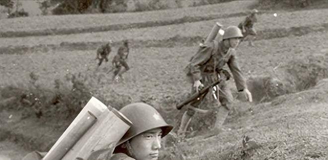 鐑堝＋姣嶄翰鐧藉彂,鐑堝＋姣嶄翰鐪兼唱