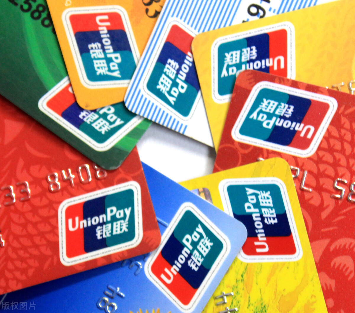 存款的时候是存单还是存折好呢,银行卡存折存单哪种方式最安全