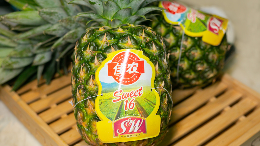 吃喝玩一体的天然温泉酒店,银河天然温泉洗浴和汗蒸