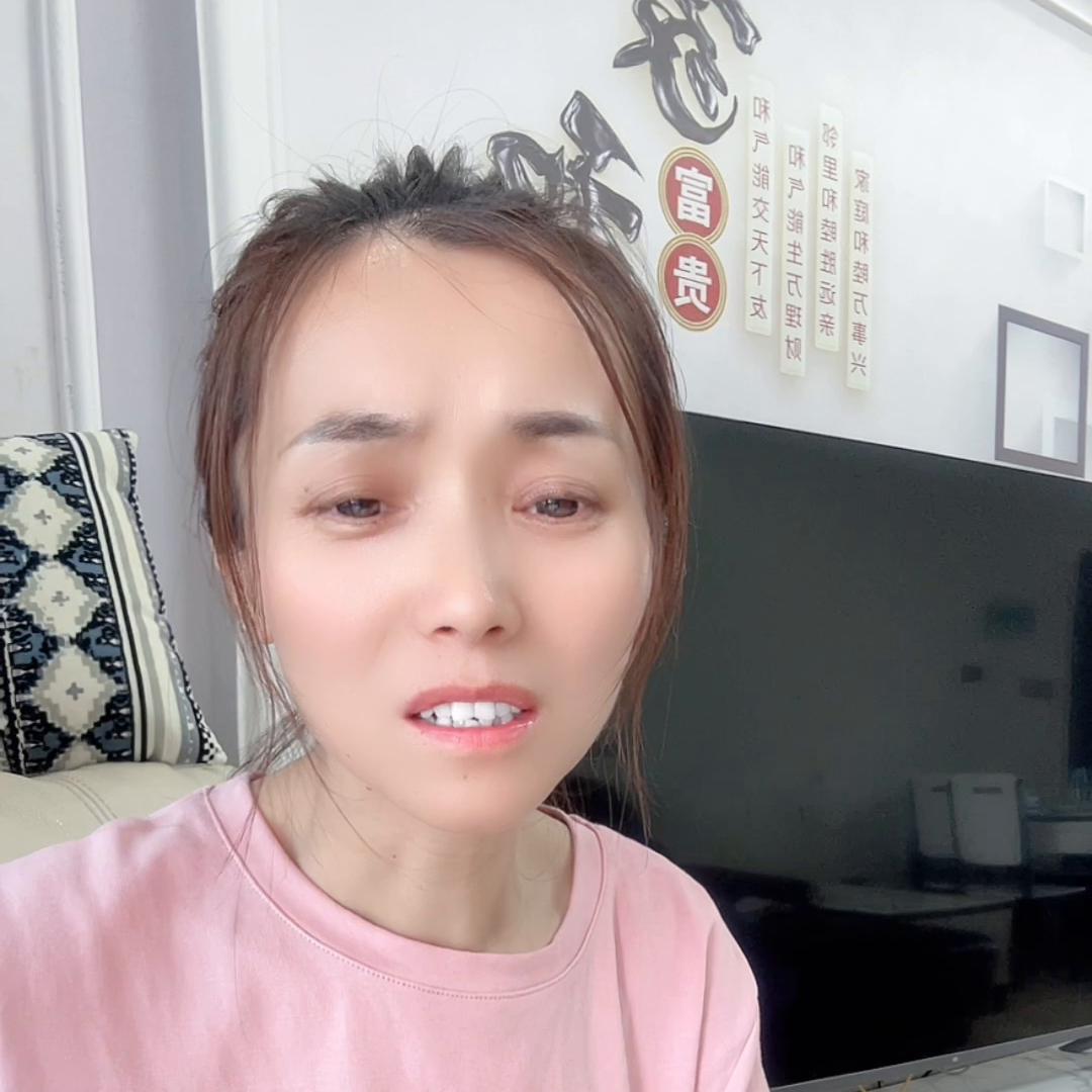 我老公老嫌弃我没别的女人有本事,我老公嫌我没文化