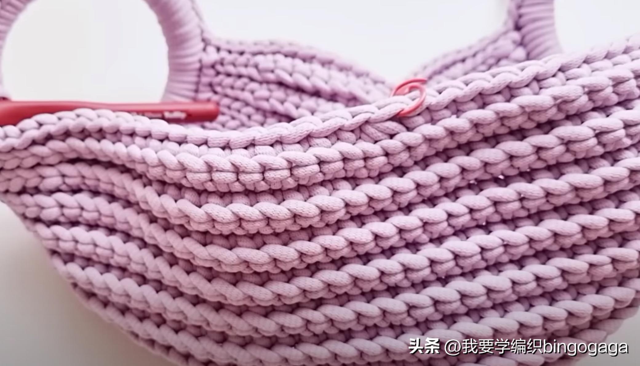 听说你想学习这款包包的钩法，罗纹环柄包教程，外表简约有型有款