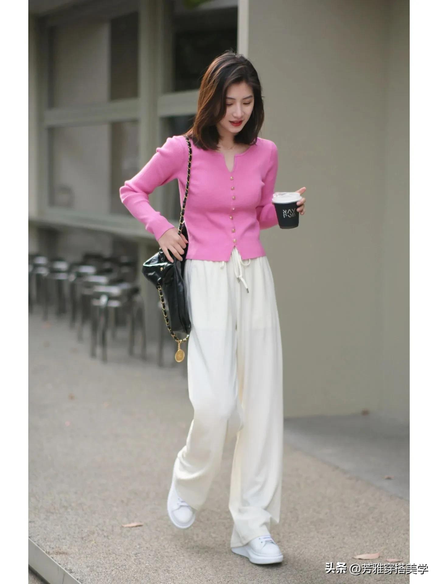 针织衫阔腿裤年轻又有女人味,搭配阔腿裤的针织衫高端